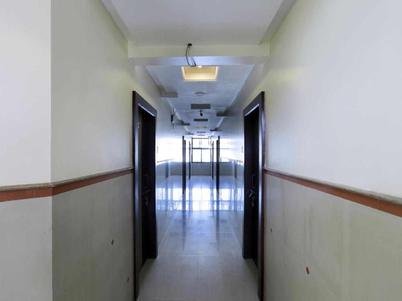 Oyo 4198 Hotel Shri Sai Murli Shirdi Dış mekan fotoğraf